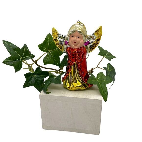 Vintage 1980s Angel Christmas Ornament Red - Picture 3 of 15
